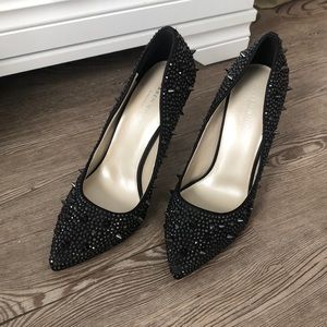 NWOT KAREN MILLEN Limited Edition Rockstud Pumps